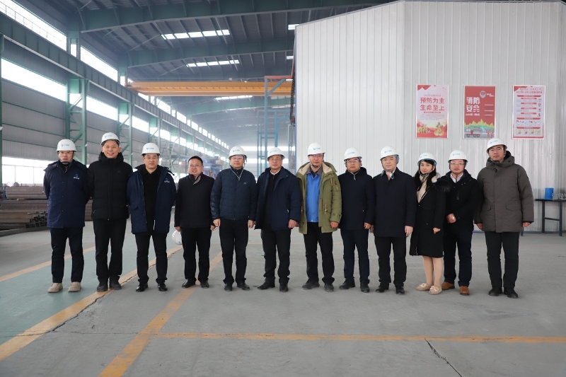 3 3